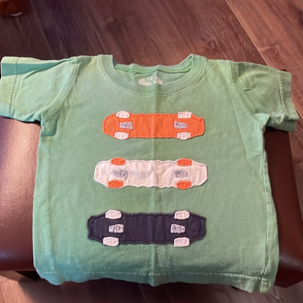 Wes & Willy short sleeve green shirt 12M
